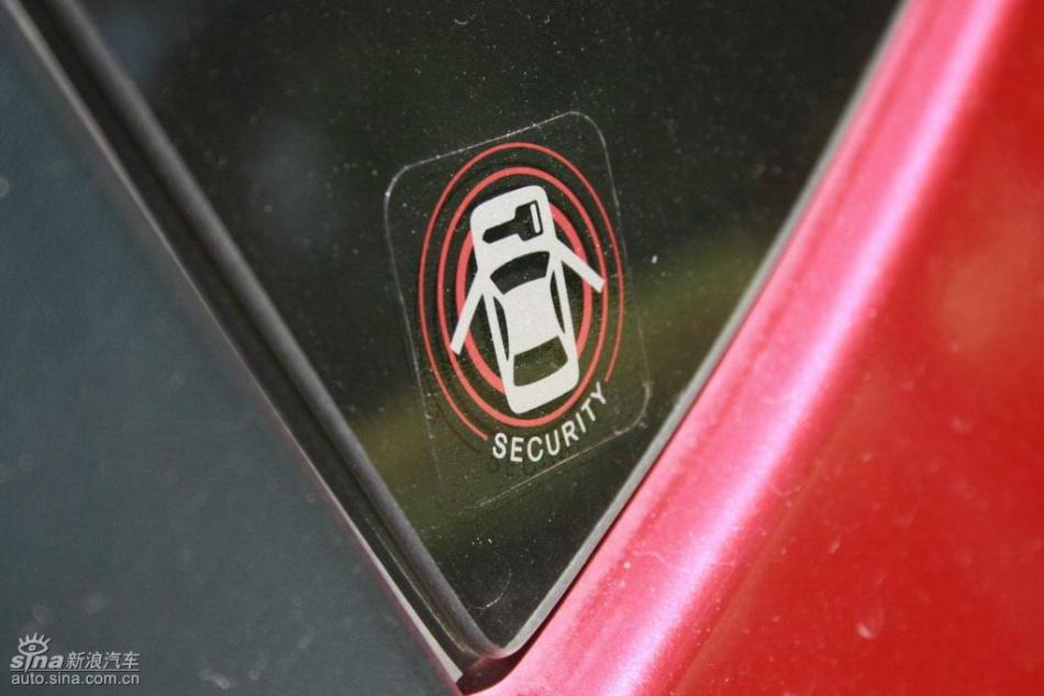 逍客2.0XV四驱自动