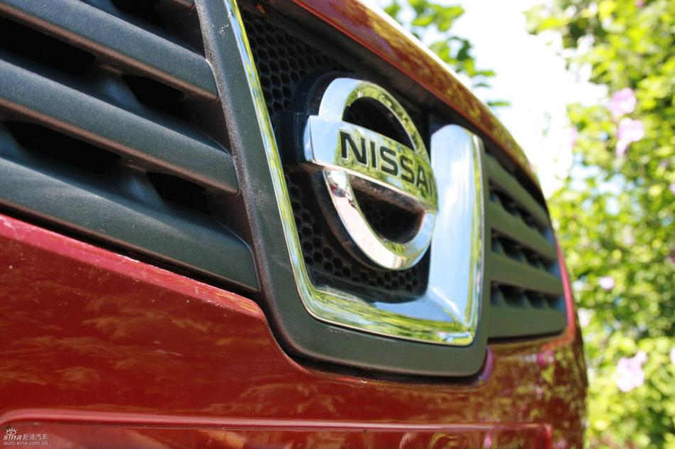 逍客2.0XV四驱自动