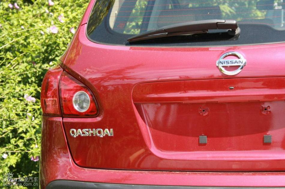 逍客2.0XV四驱自动