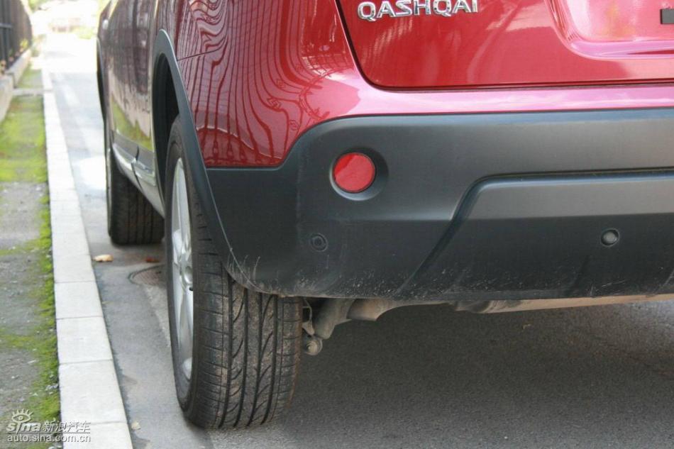 逍客2.0XV四驱自动