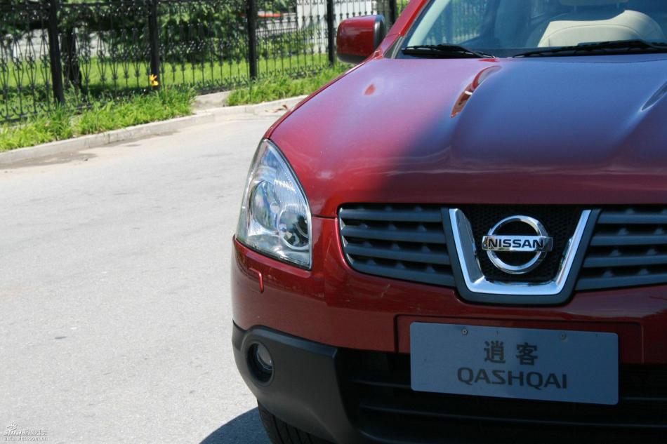 逍客2.0XV四驱自动