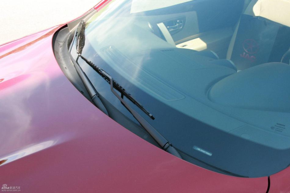 逍客2.0XV四驱自动