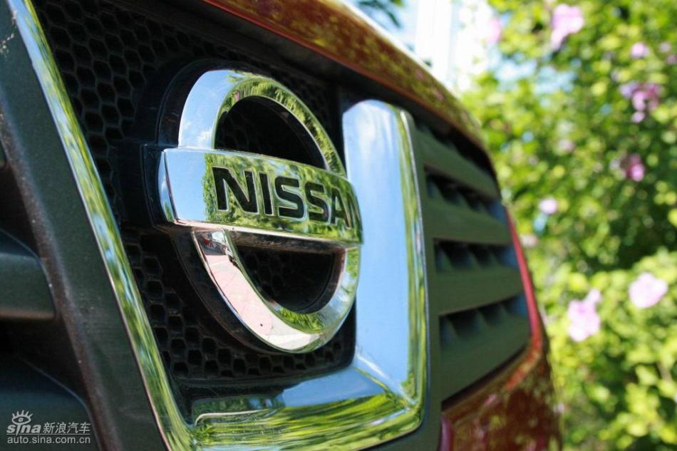 逍客2.0XV四驱自动