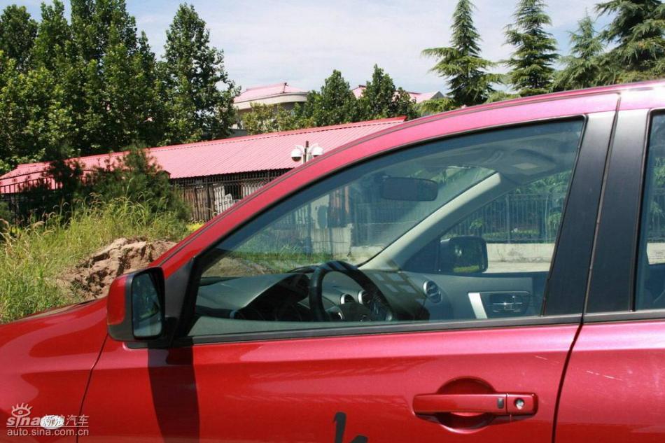 逍客2.0XV四驱自动