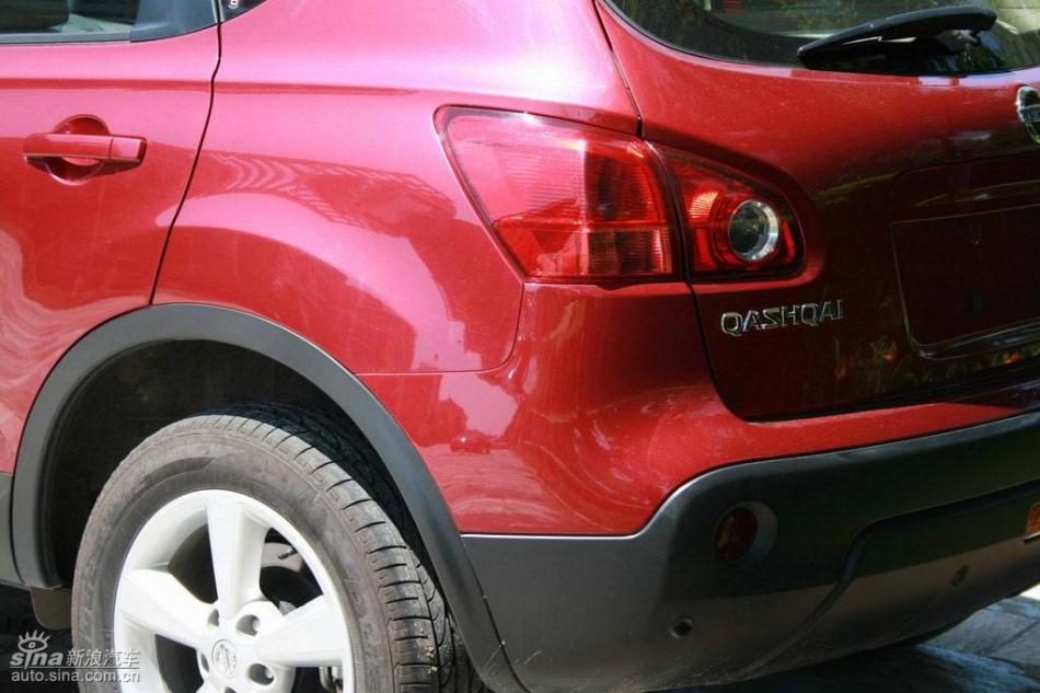 逍客2.0XV四驱自动