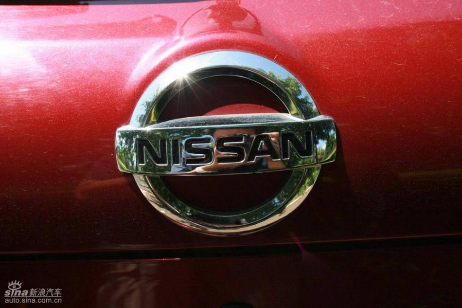 逍客2.0XV四驱自动