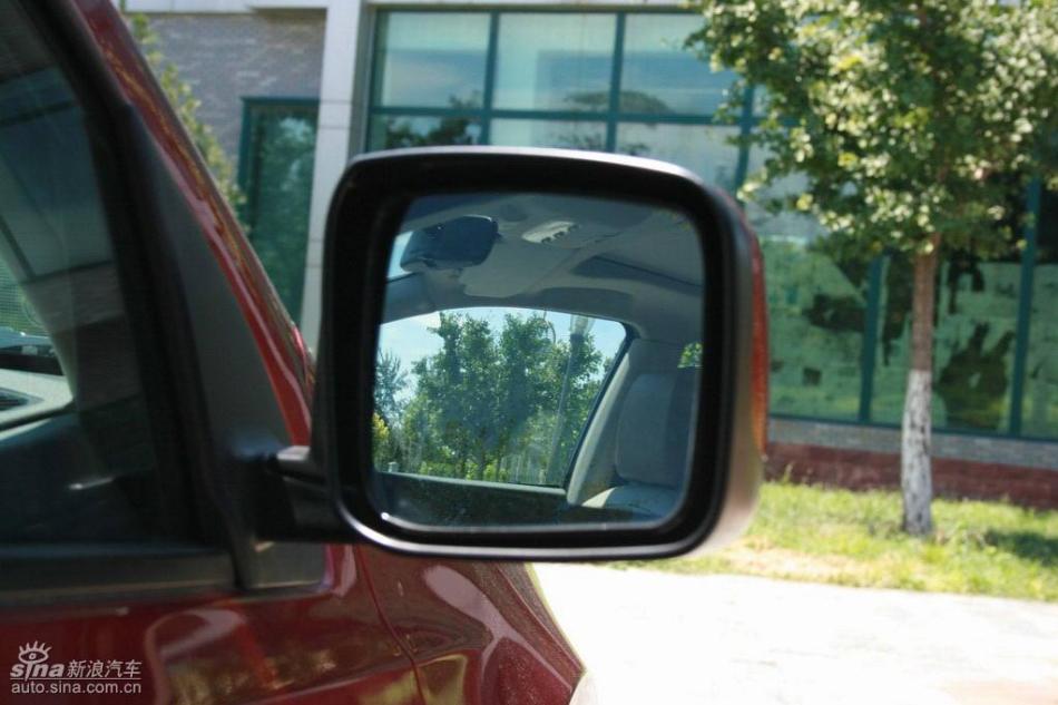 逍客2.0XV四驱自动