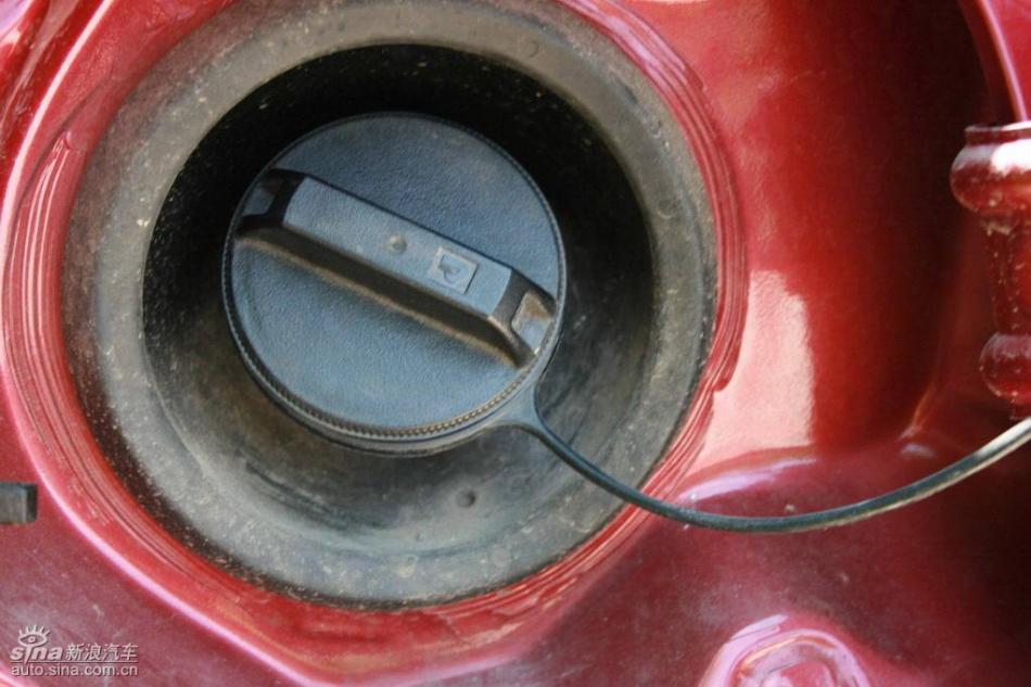 逍客2.0XV四驱自动