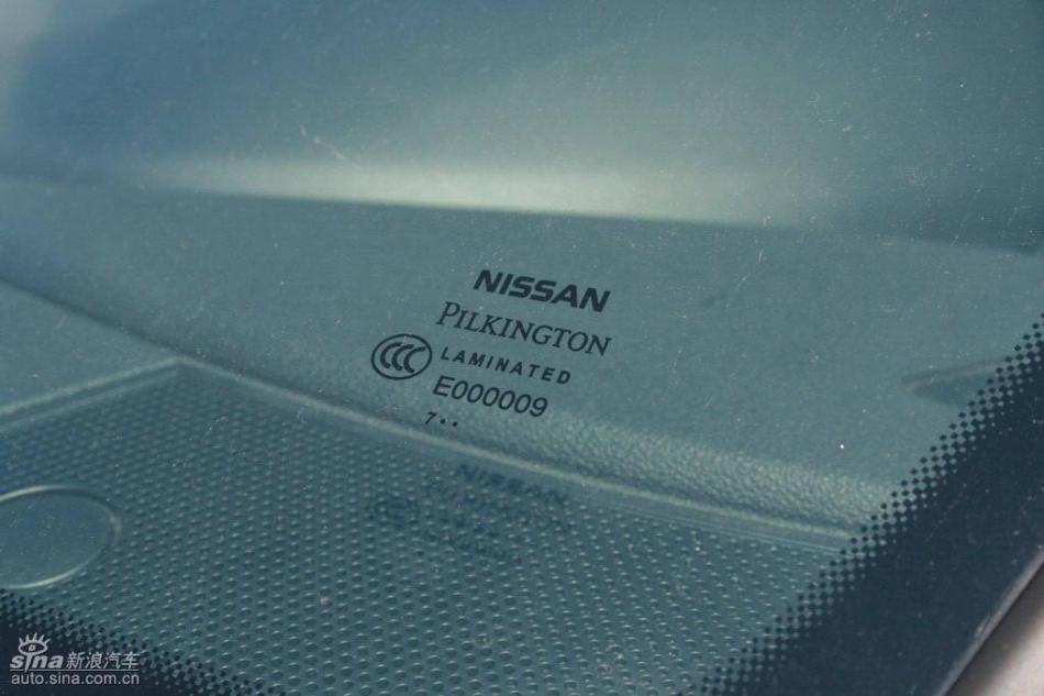 逍客2.0XV四驱自动