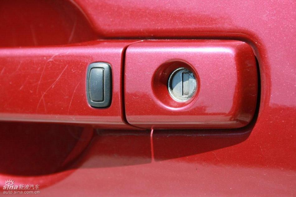 逍客2.0XV四驱自动