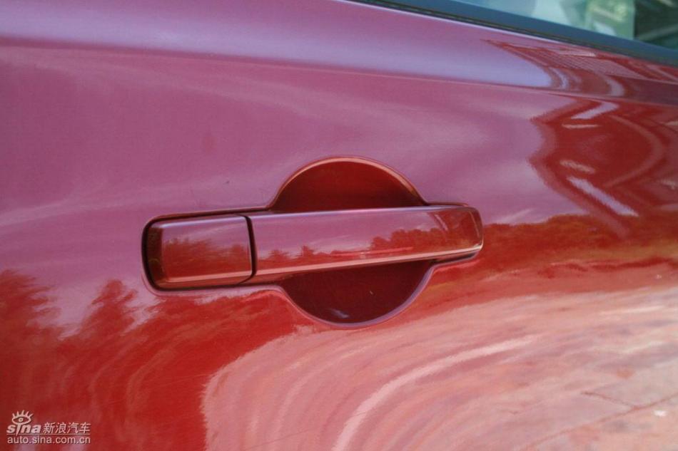 逍客2.0XV四驱自动