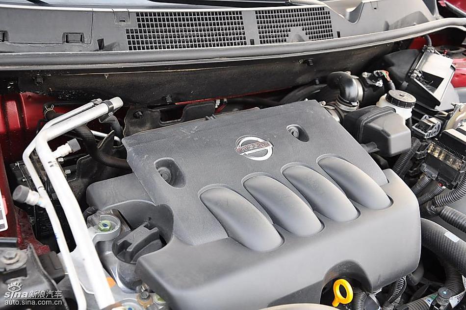 逍客2.0四驱自动实拍图