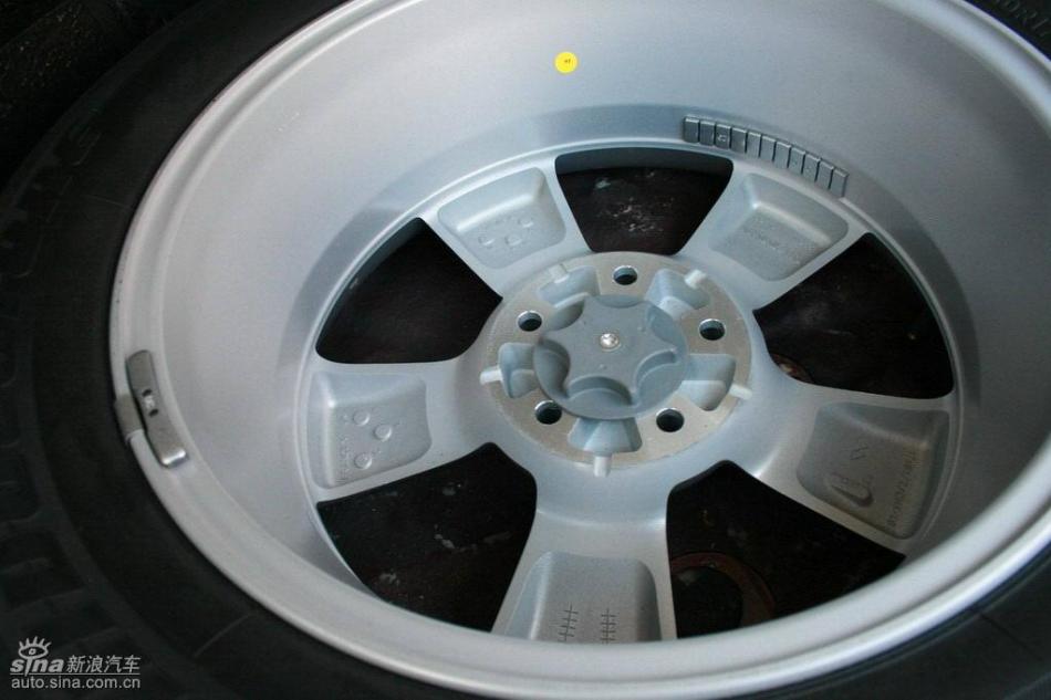 逍客2.0XV四驱自动