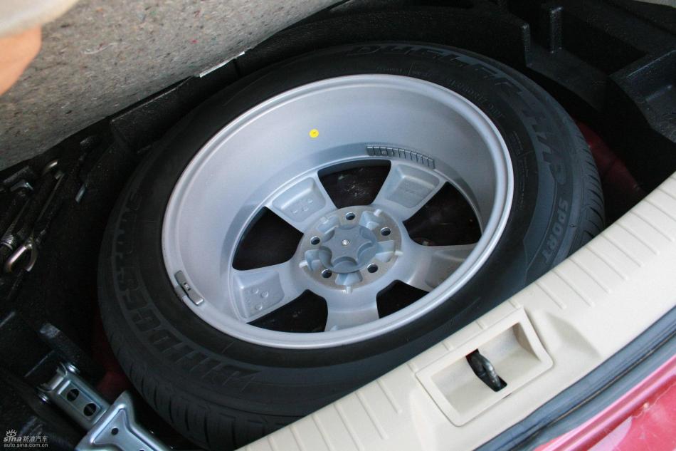 逍客2.0XV四驱自动