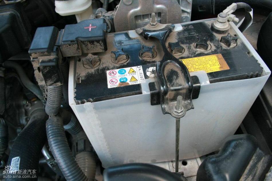 逍客2.0XV四驱自动