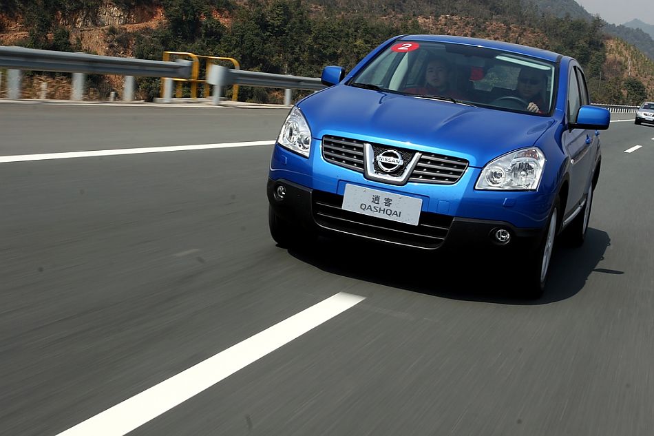 逍客2.0外观图片