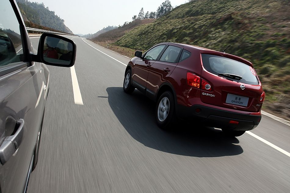 逍客2.0外观图片