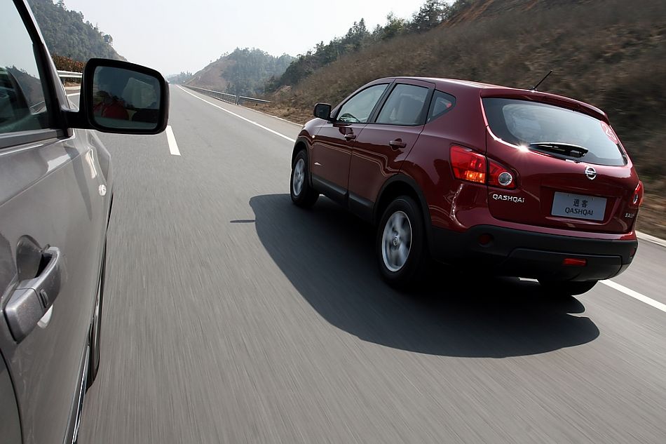 逍客2.0外观图片