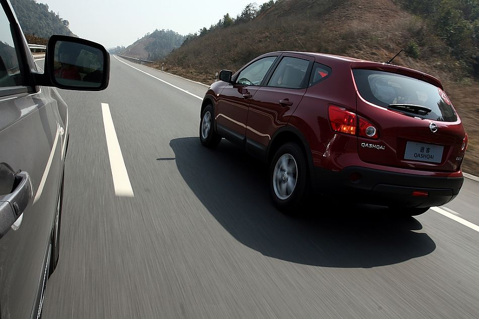 逍客2.0外观图片