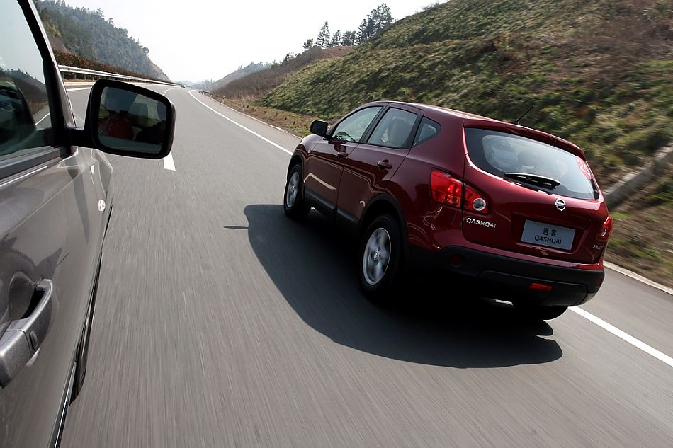 逍客2.0外观图片