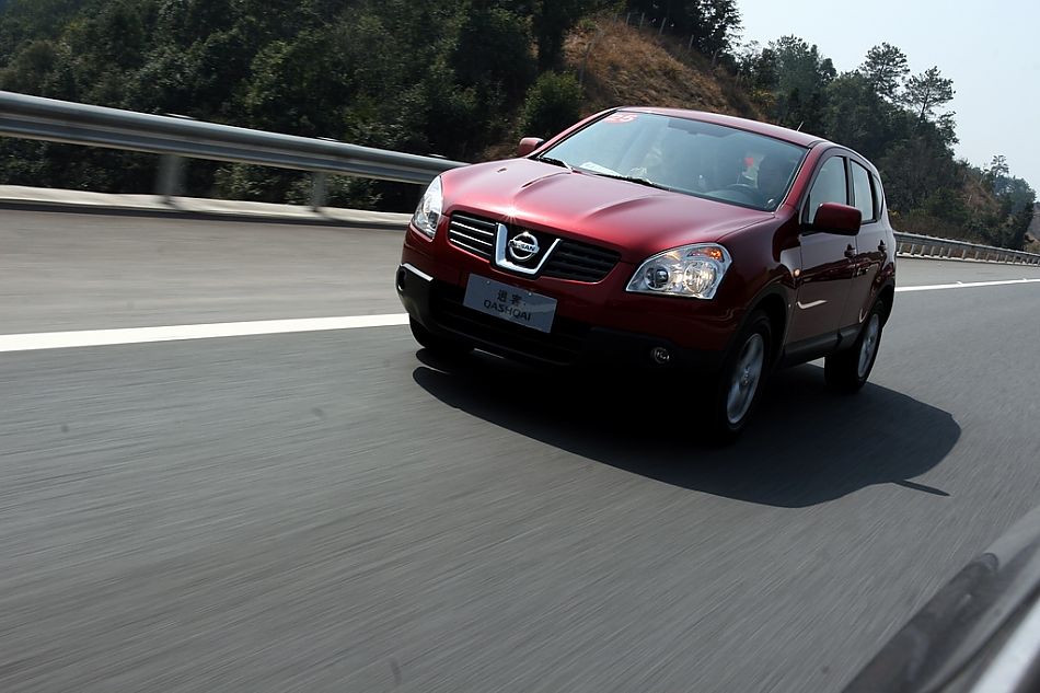 逍客2.0外观图片