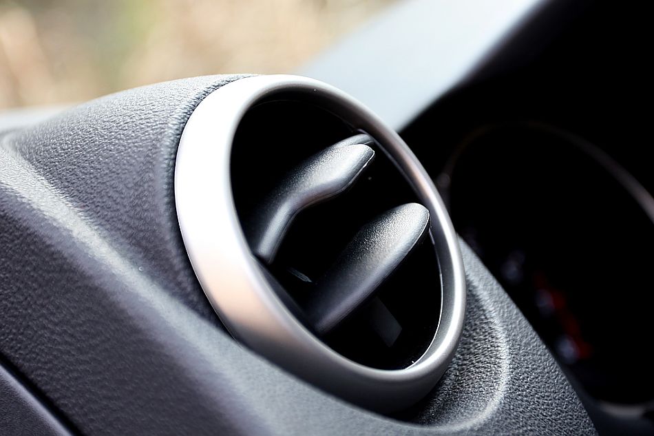 逍客2.0内饰图片