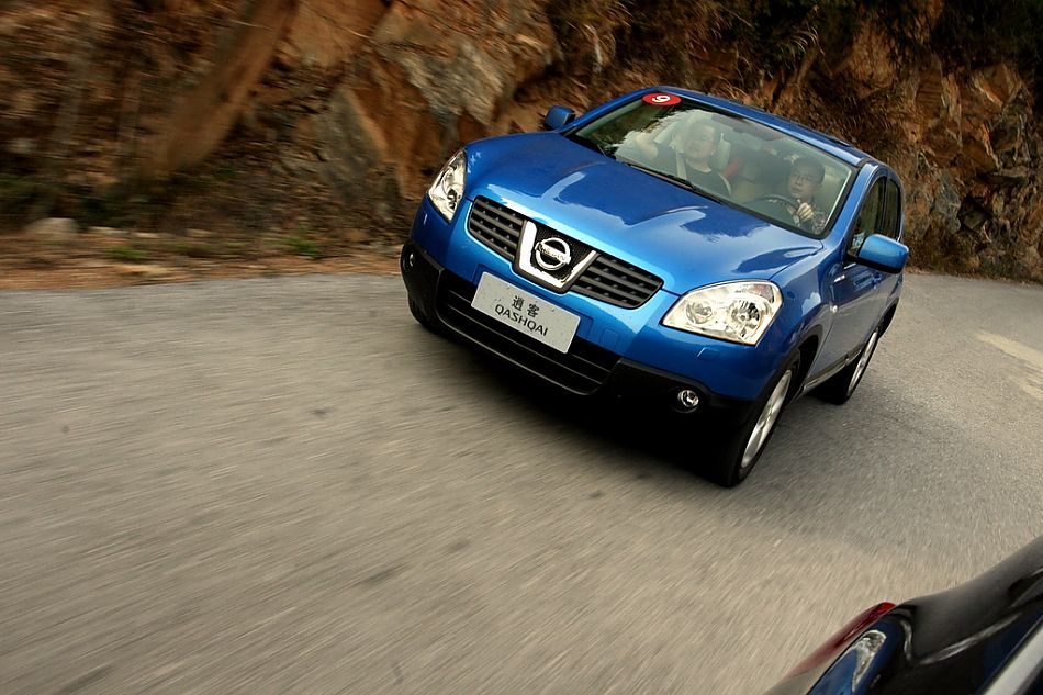 逍客2.0外观图片