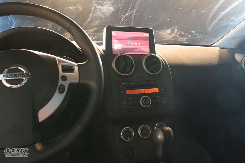 2011款逍客内饰实拍