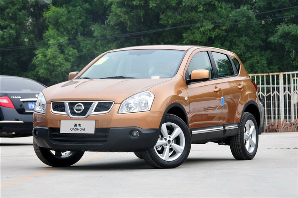 2012款 2.0L 两驱 CVT XV雷 外观