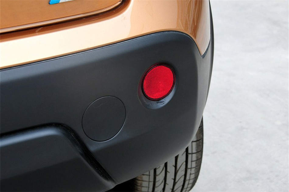 2012款 2.0L 两驱 CVT XV雷 其他