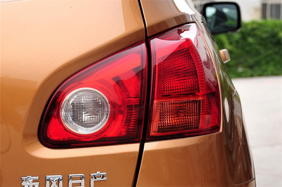 2012款 2.0L 两驱 CVT XV雷 其他