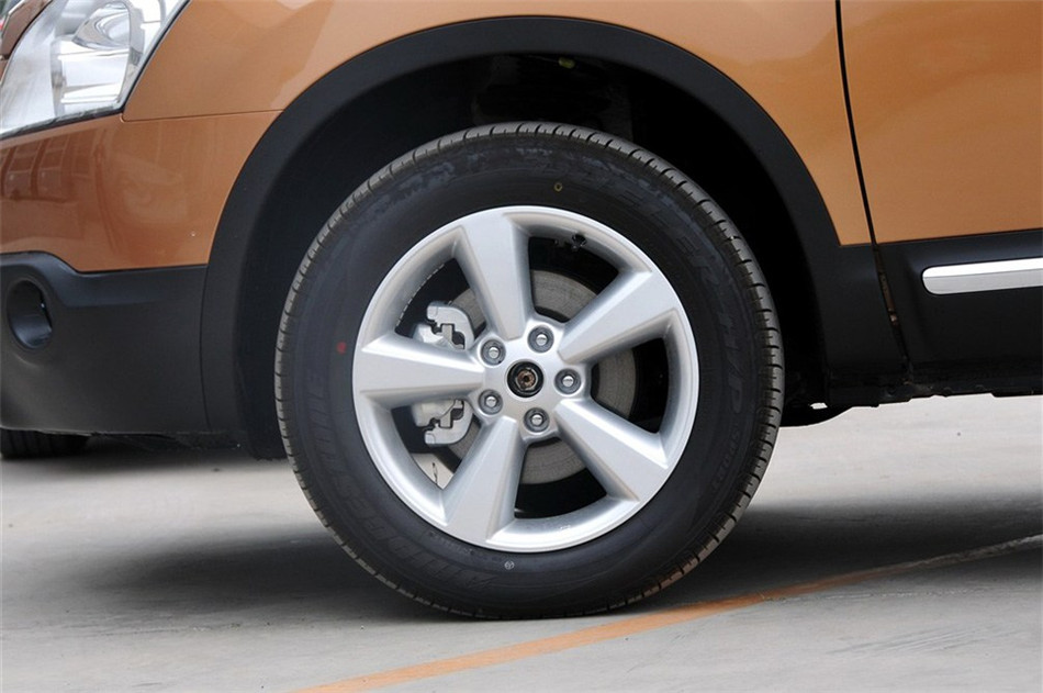 2012款 2.0L 两驱 CVT XV雷 其他