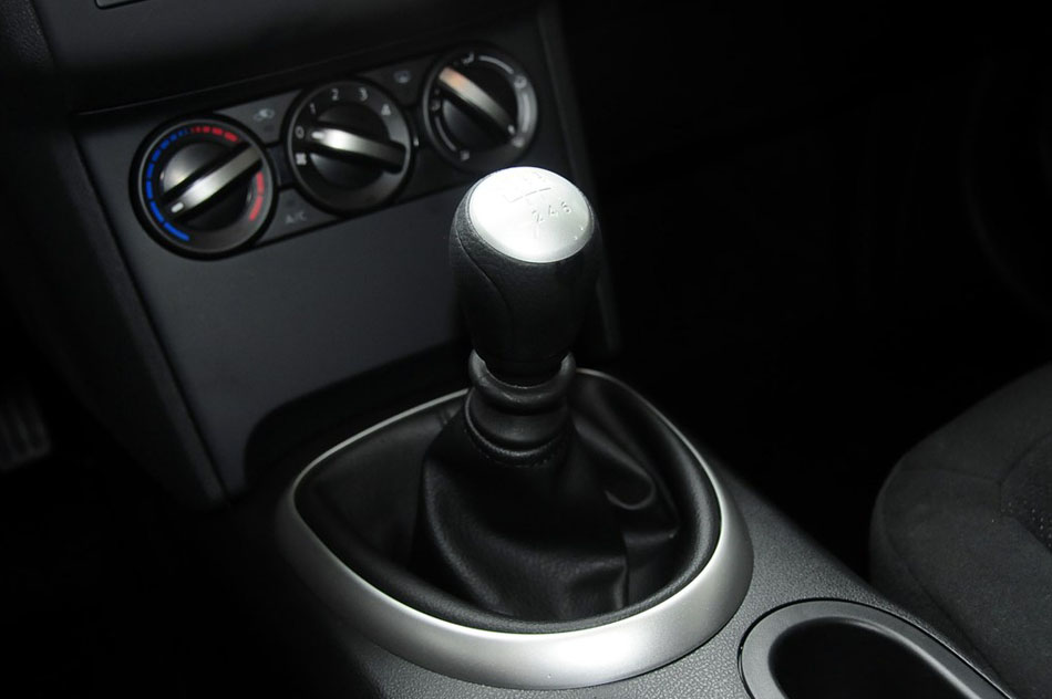 2015款 2.0XL 酷火 MT 2WD 内饰