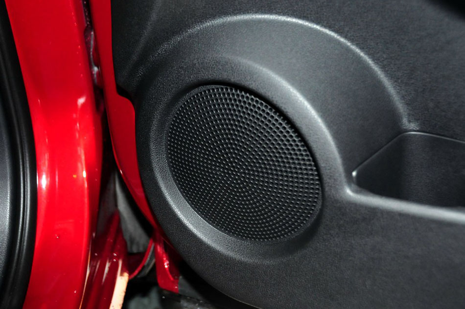 2015款 2.0XL 酷火 MT 2WD 座椅空间