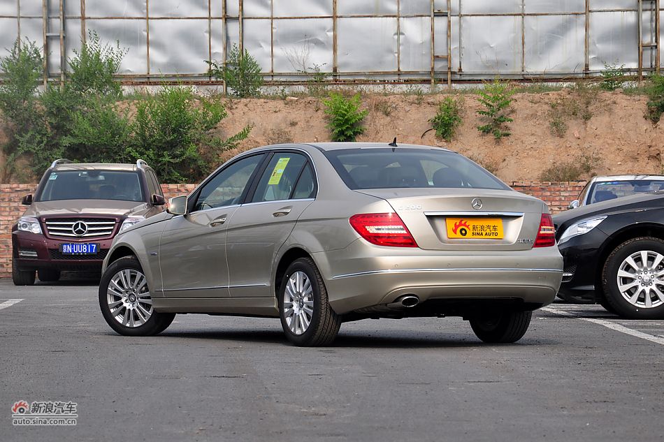 2011款奔驰C级实拍