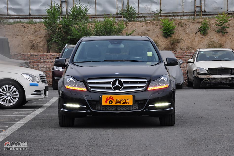 2011款奔驰C级实拍