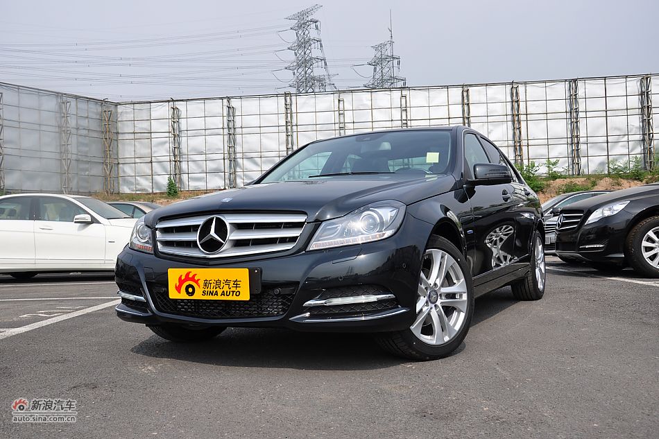 2011款奔驰C级实拍