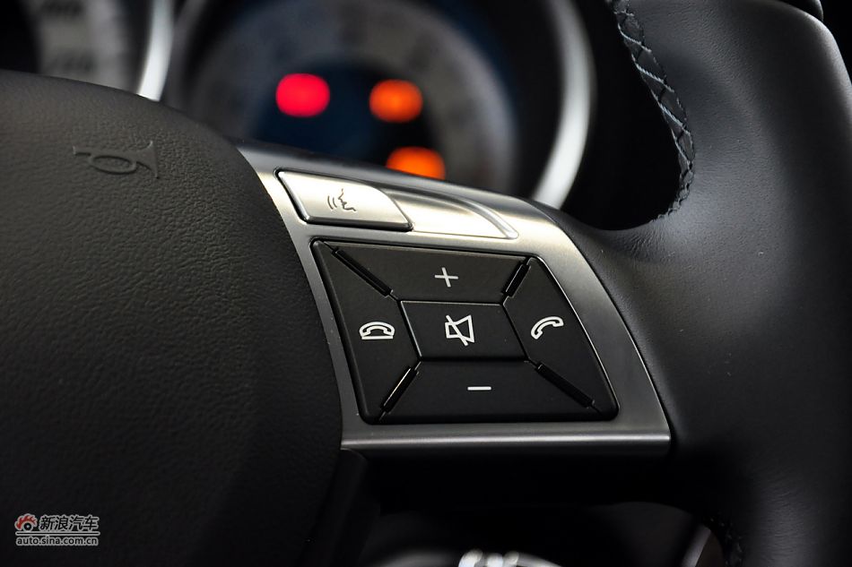 2011款奔驰C级实拍