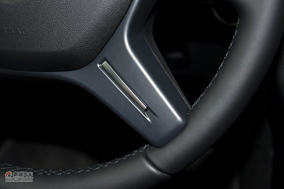 2011款奔驰C级实拍