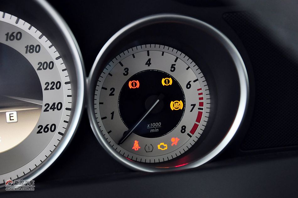 2011款奔驰C级高清到店实拍