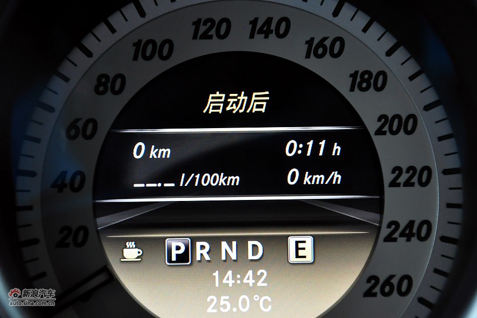 2011款奔驰C级高清到店实拍