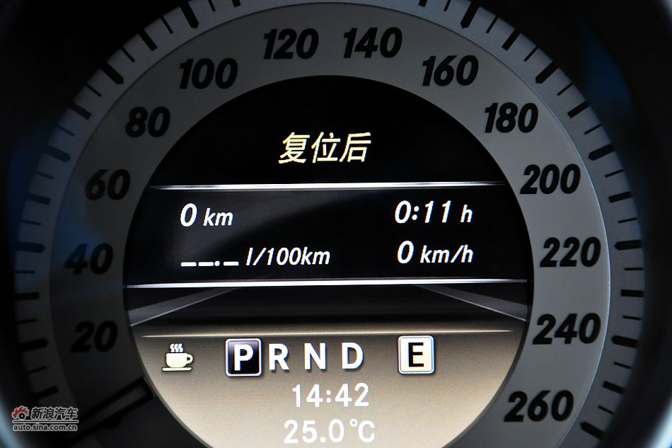 2011款奔驰C级高清到店实拍