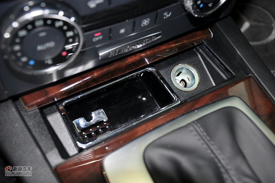 2011款奔驰C级高清到店实拍