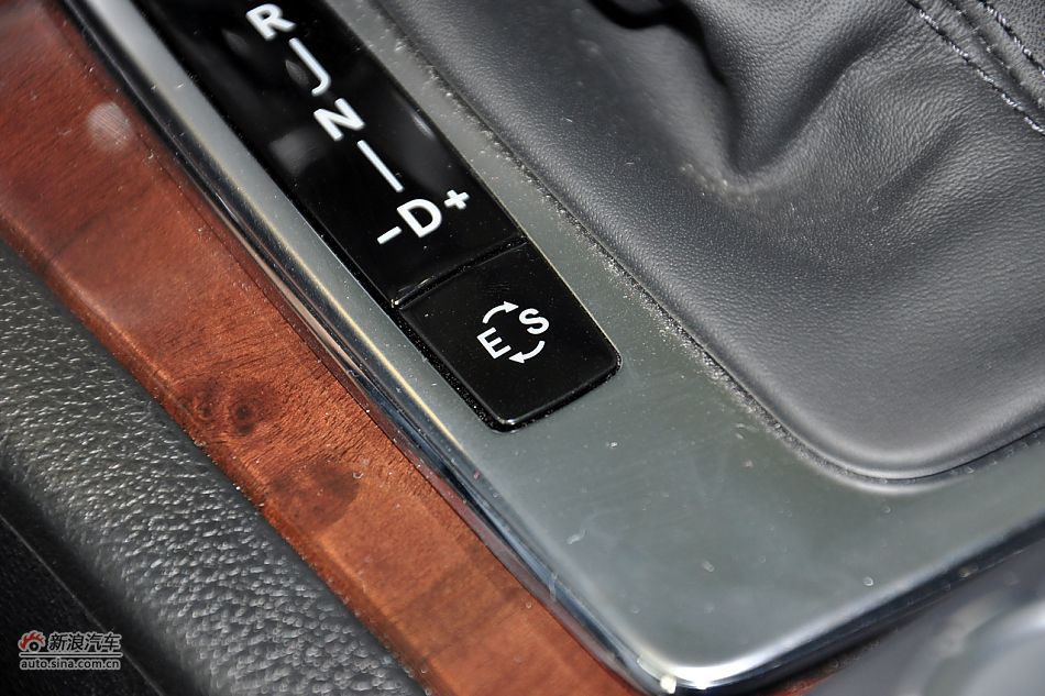 2011款奔驰C级高清到店实拍