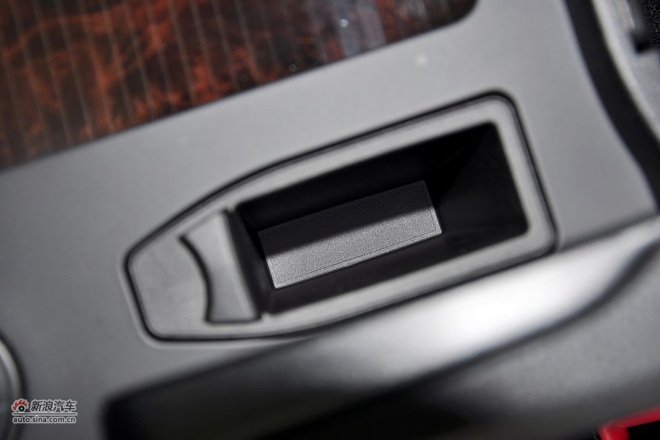 2011款奔驰C级高清到店实拍