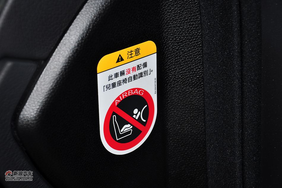 2011款奔驰C级高清到店实拍