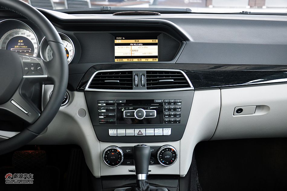 2011款奔驰C级高清到店实拍