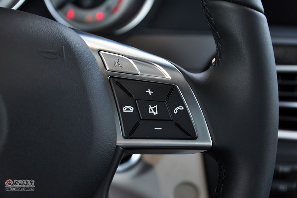 2011款奔驰C级高清到店实拍