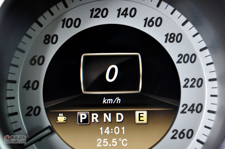 2011款奔驰C级高清到店实拍