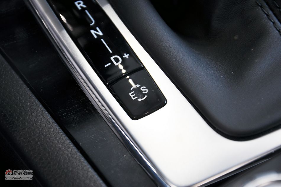 2011款奔驰C级高清到店实拍